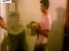 Aunty In Bathroom Seduces Servant For Fun and mast